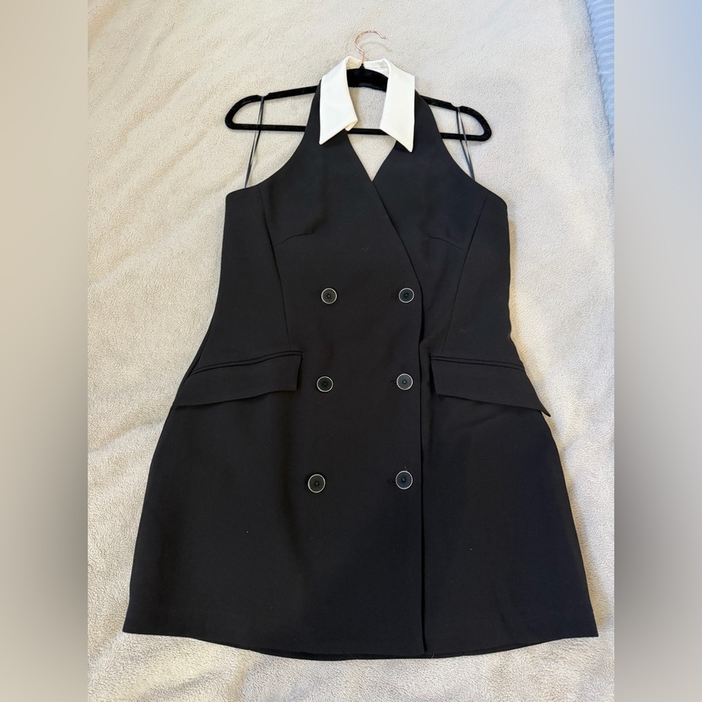 ASTR One-Shoulder Black Dress with White Collar